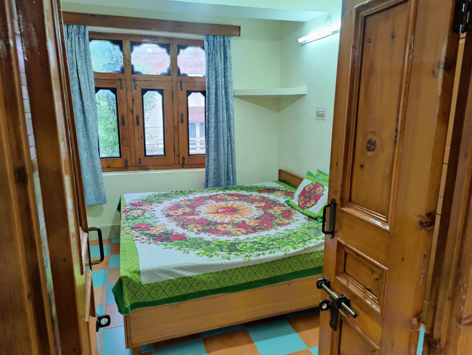 Silk Route Home Stay Kalpa Zimmer foto